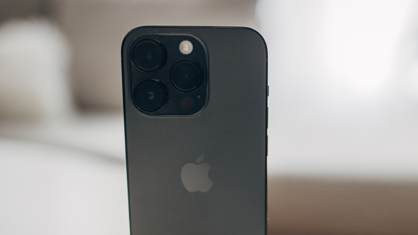 Служба подписки Apple на iPhone, о которой давно ходили слухи, похоже, отменена