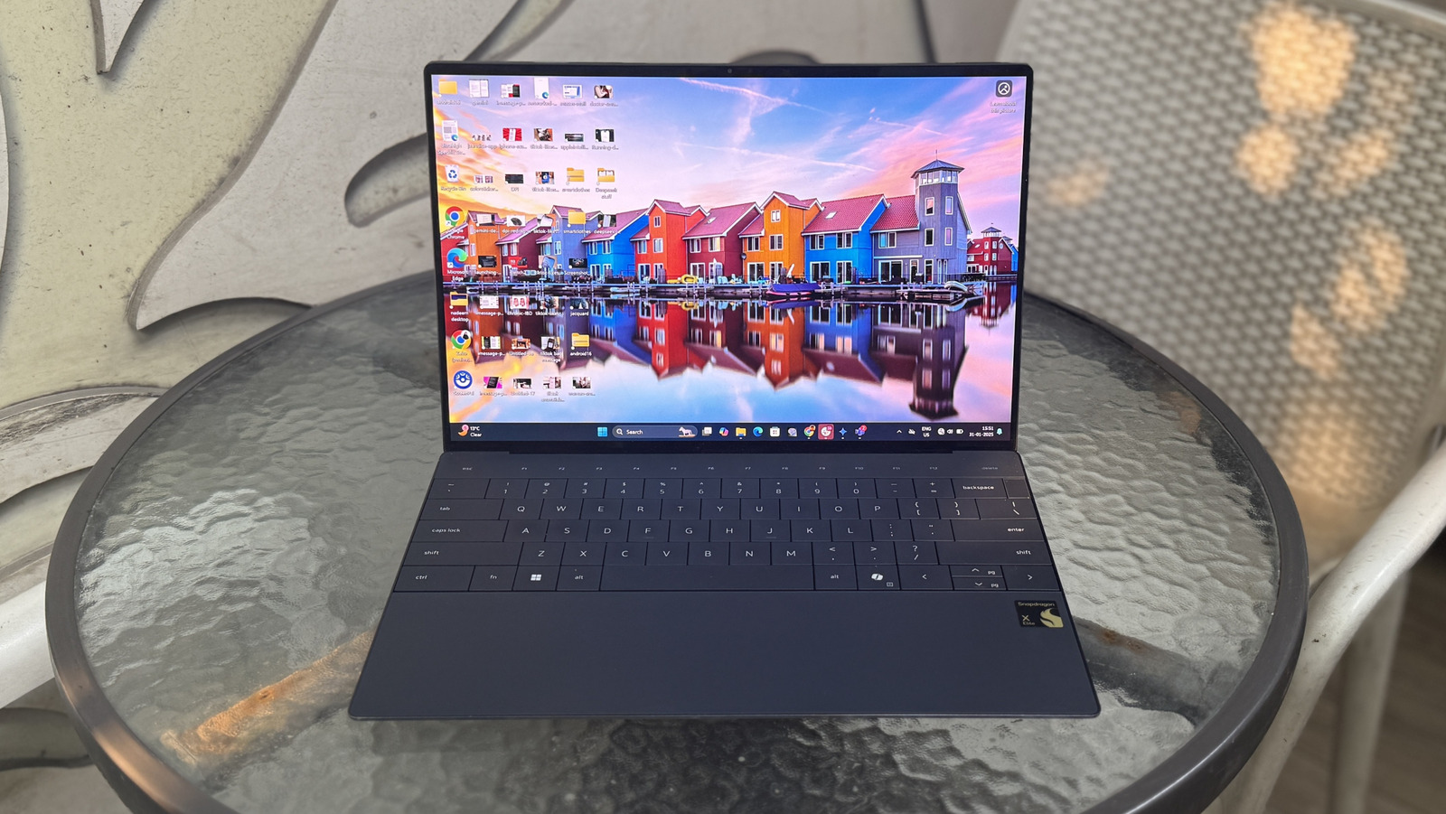 Я не ожидал, что этот ноутбук Dell победит мой M3 MacBook, но он меня удивил