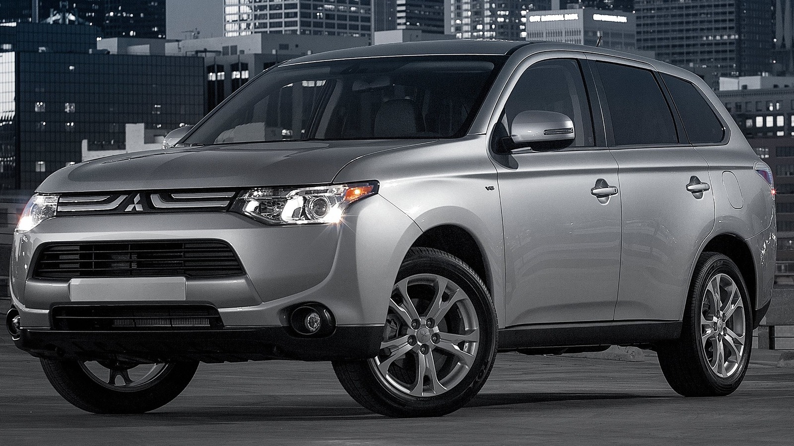 Это годы Mitsubishi Outlander, чтобы избежать