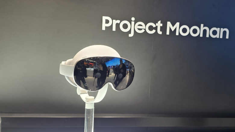 Проект Moohan Display