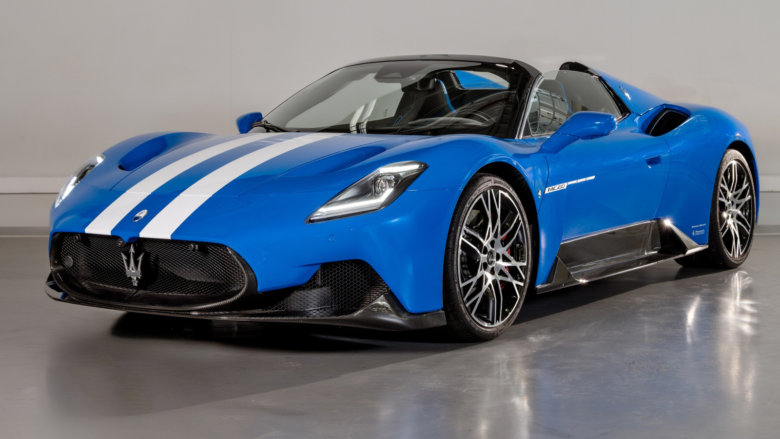 Maserati нашла Big Deale Breaker Supercar Buyers, а MC20 Folgore заплатил цену