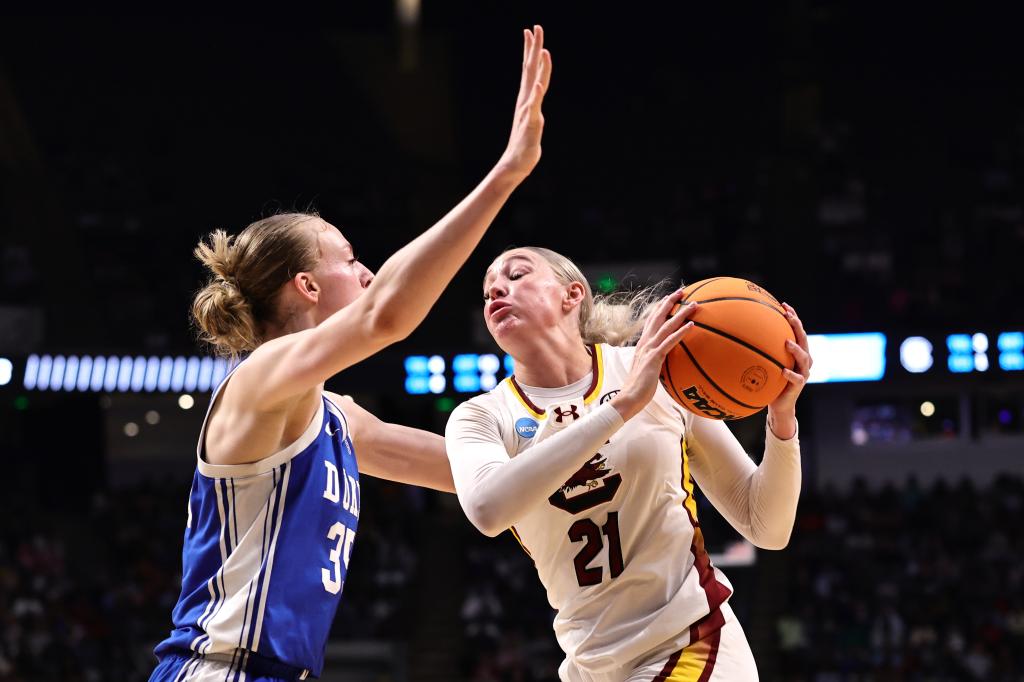 Южная Каролина переживает герцог, напугая, чтобы сделать пятый финал подряд Финал Четырех