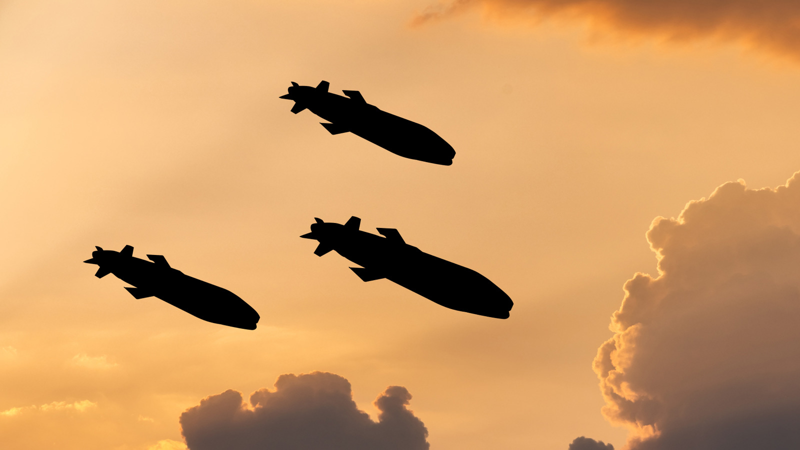 Ракета против Ракета: В чем разница между этим военным оружием?