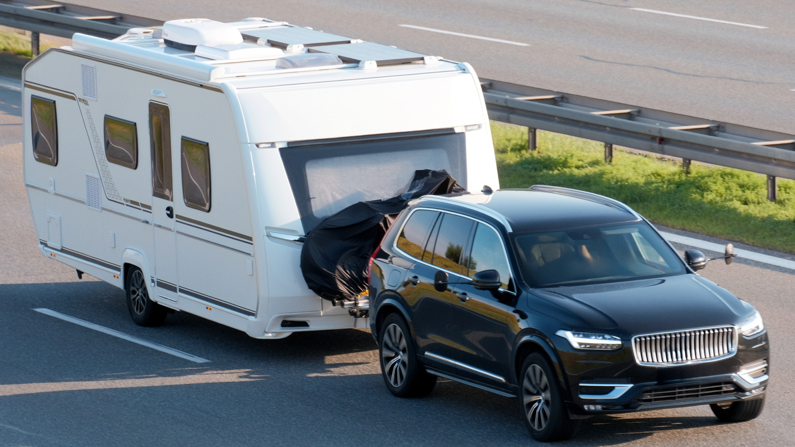 Можете ли вы безопасно буксировать с помощью трансмиссии CVT?