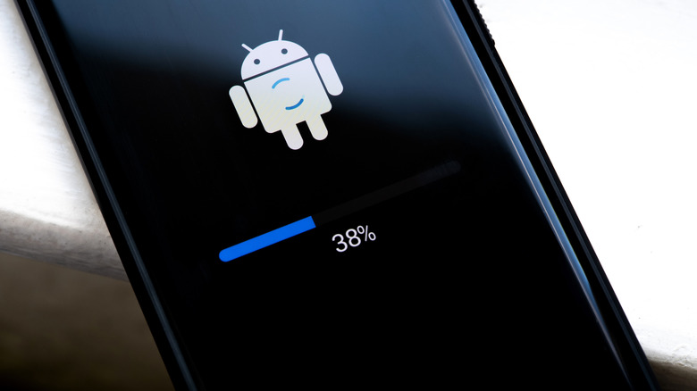 Android Phone с отображением панели хода обновлений