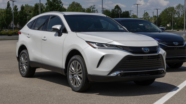 Финальная модель Toyota Venza 2024