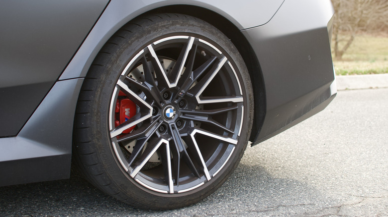 BMW M5 Tire и Defita