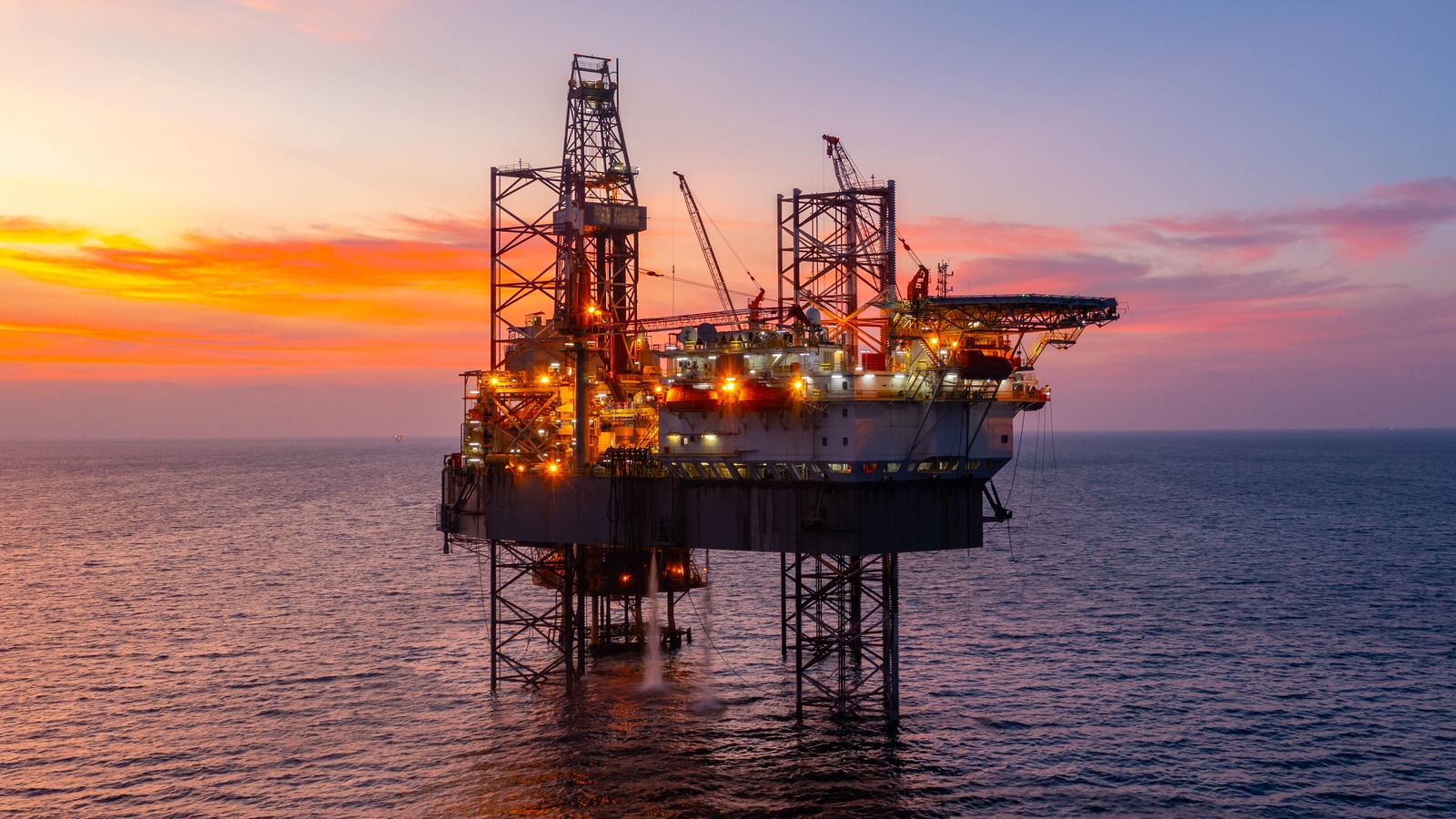 В какой стране есть наибольшее количество нефтяных таблиц?