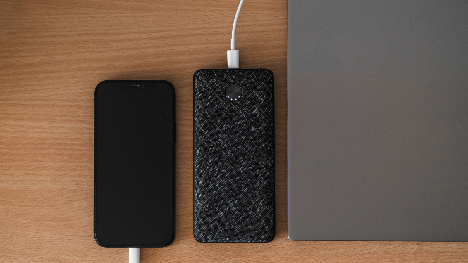 Можете ли вы использовать зарядное устройство для ноутбука USB-C для зарядки вашего телефона?