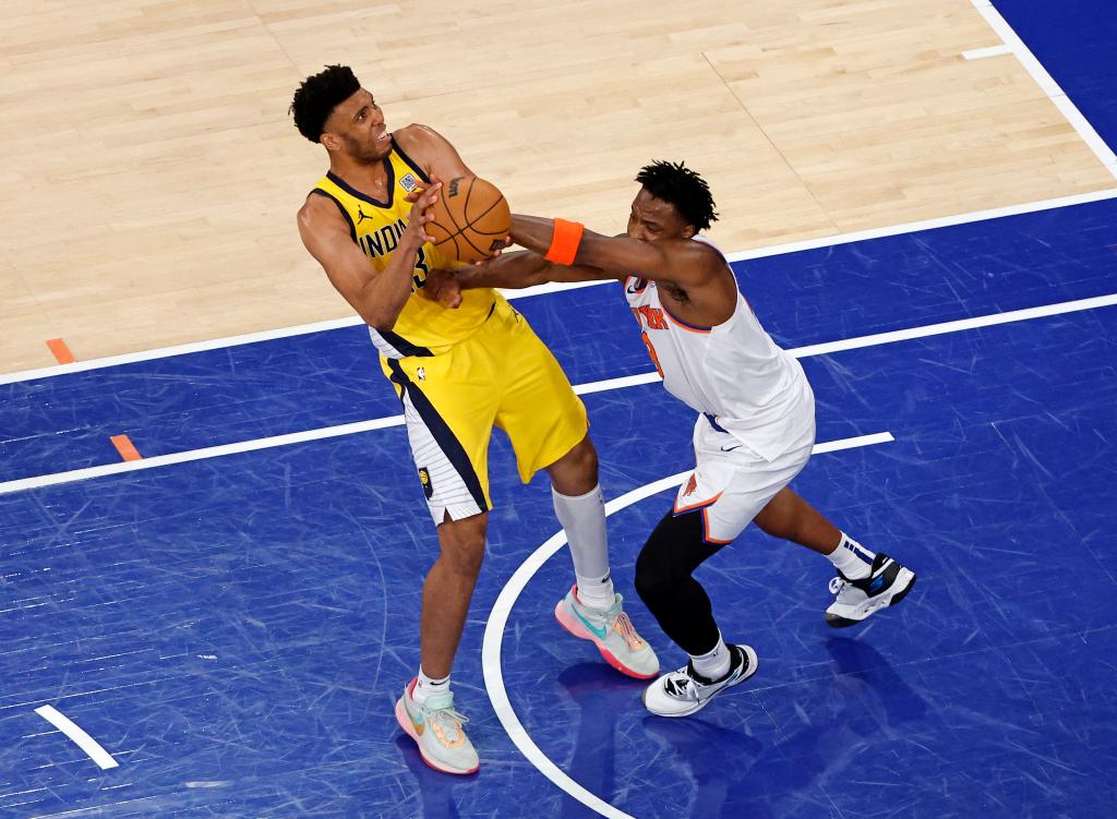 Тони Брэдли помог Pacers Blunt Knicks, отскок