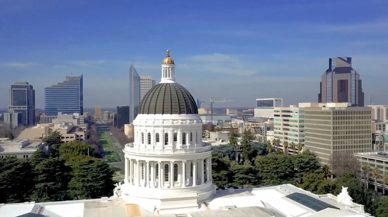 Калифорнийское здание штата Калифорния в Сакраменто