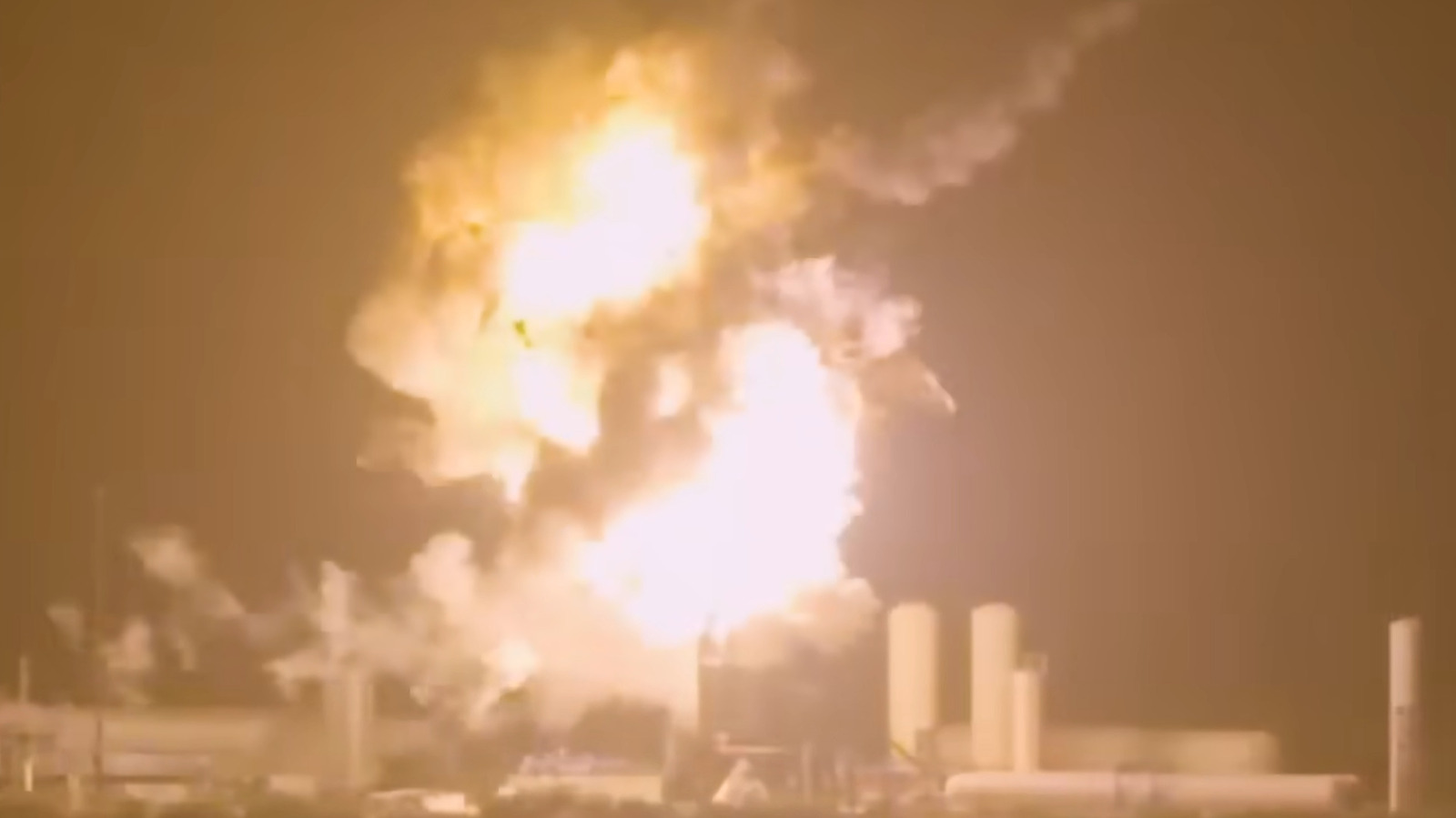 Что вызвало взрыв SpaceX Starship? Вот что мы знаем