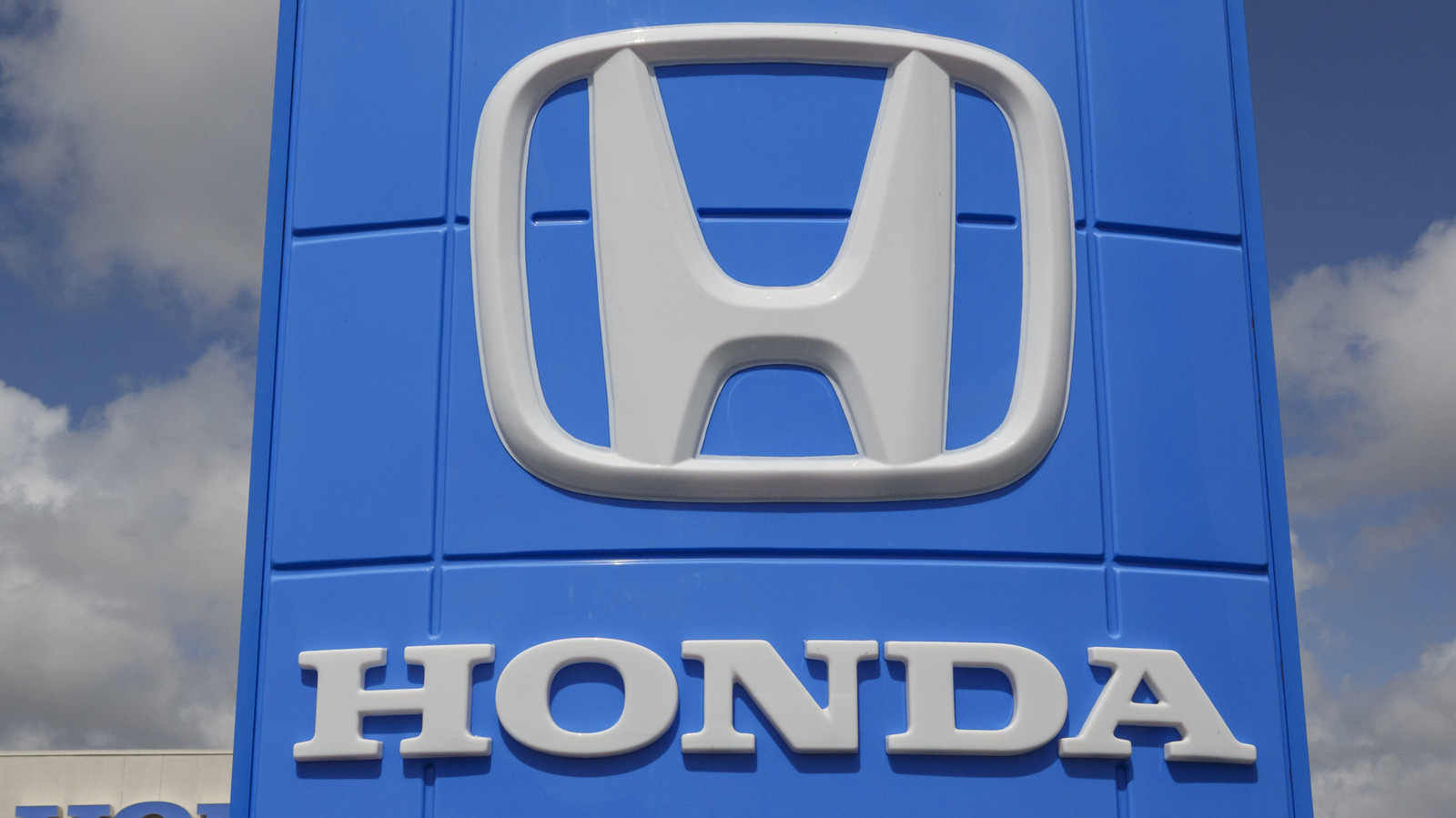 Какая модель Honda имеет самую высокую буксировку?