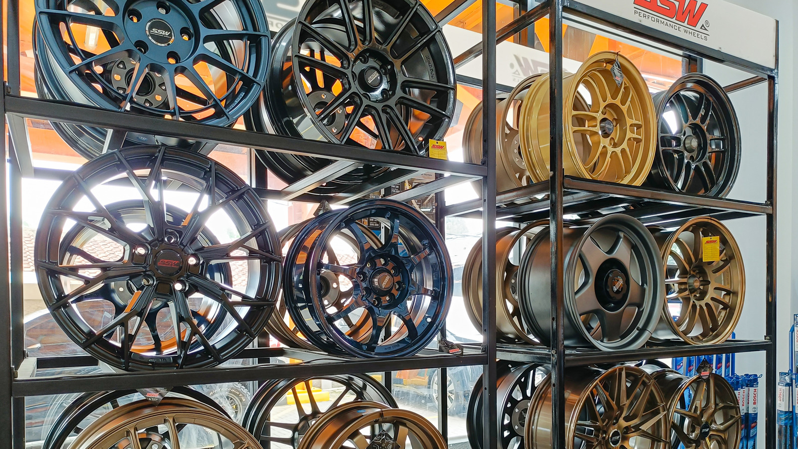 Почему вы должны избегать дешевых дисков вторичного рынка