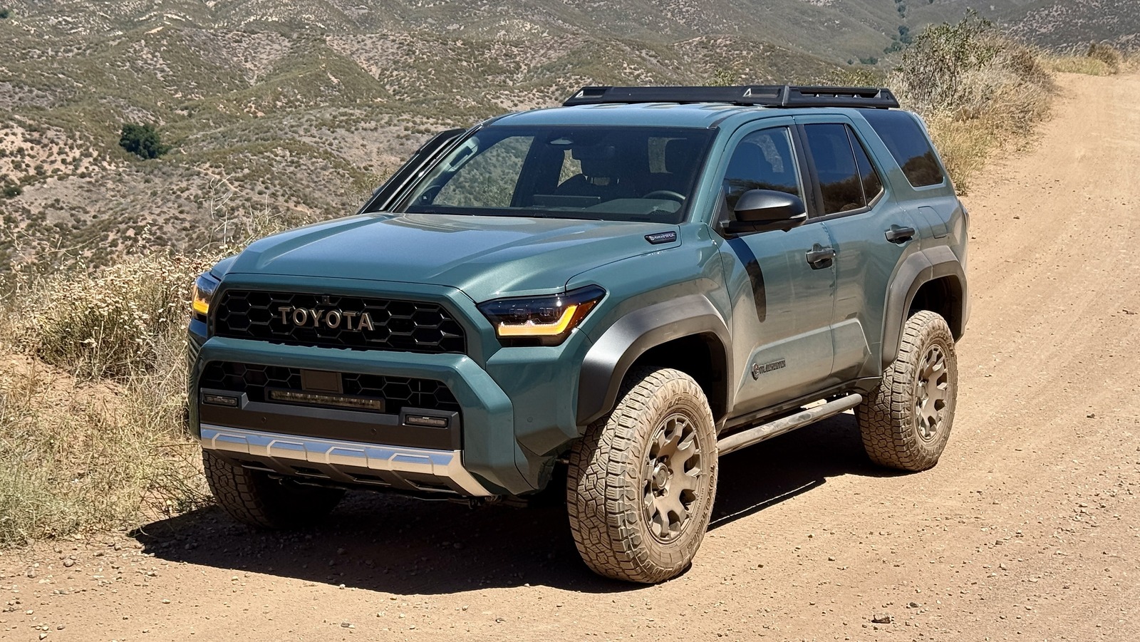 4runner vs. Land Cruiser: Что лучше для бездорожья?