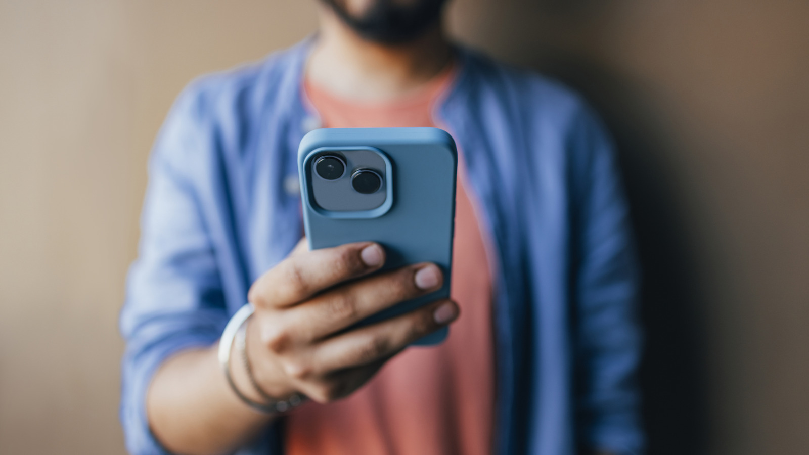 Как найти, какие приложения имеют доступ к вашей камере iPhone (и как их отключить)