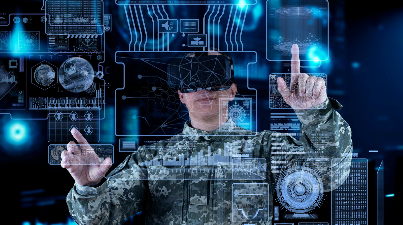 Что такое военное кибер -команду и что он делает?