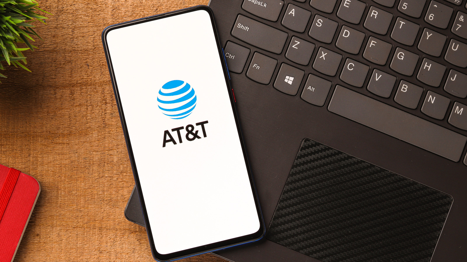Думаете об отмене вашего беспроводного плана AT & T? Вот что узнать