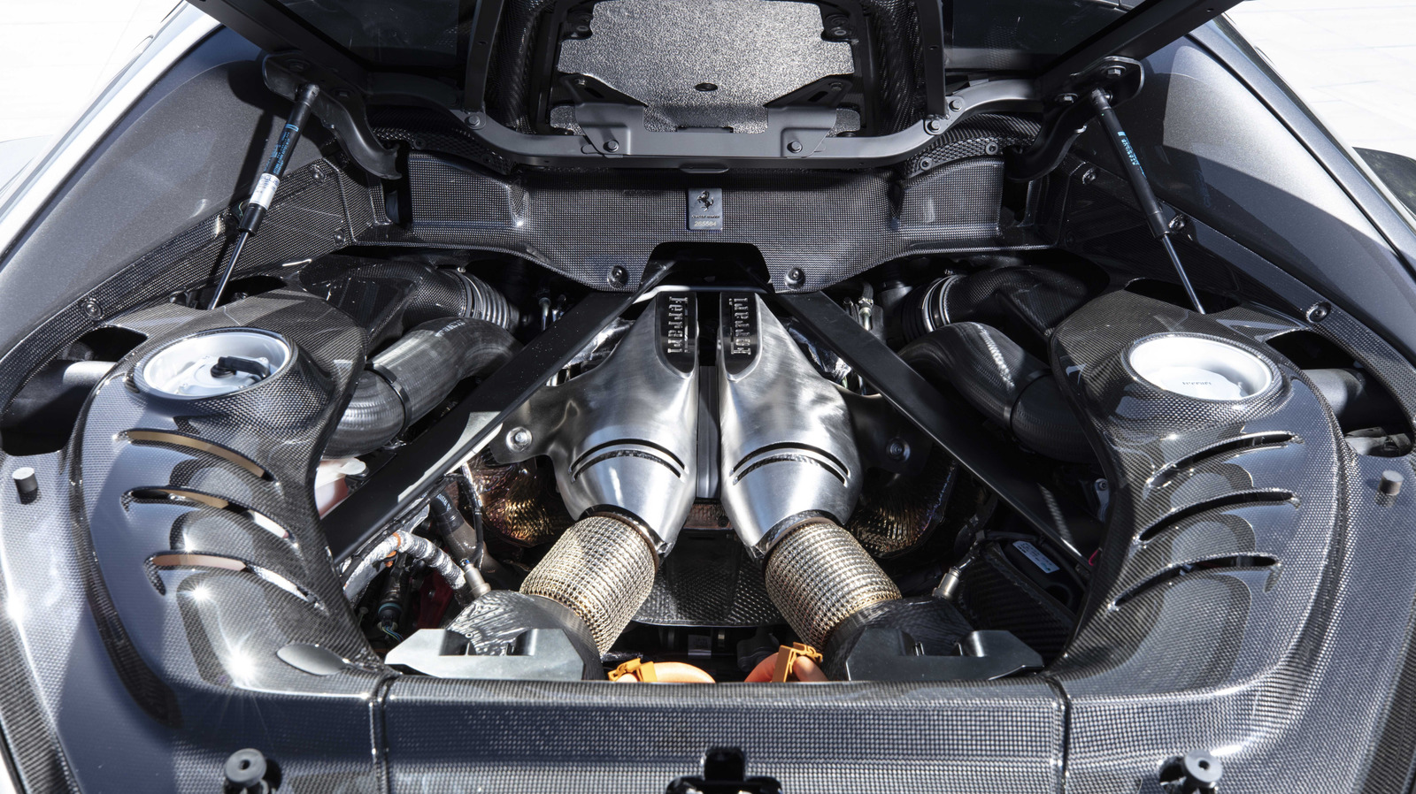 Эти двигатели V6 выпускают больше лошадиных сил, чем LS1 V8