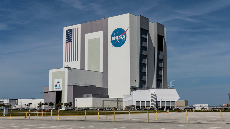 Космический центр Кеннеди на мысе Канаверал.