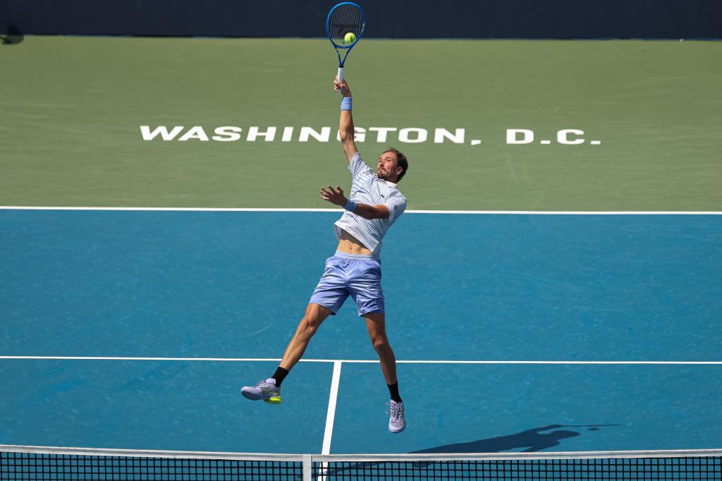 Претендуйте на бонус в размере 150 долл. США или 1 тысяч долларов первой сети ставок для ATP Toronto в четверг