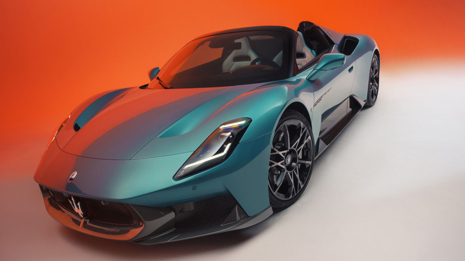 Новый суперкар Maserati's Supercar более такой же, и это хорошо