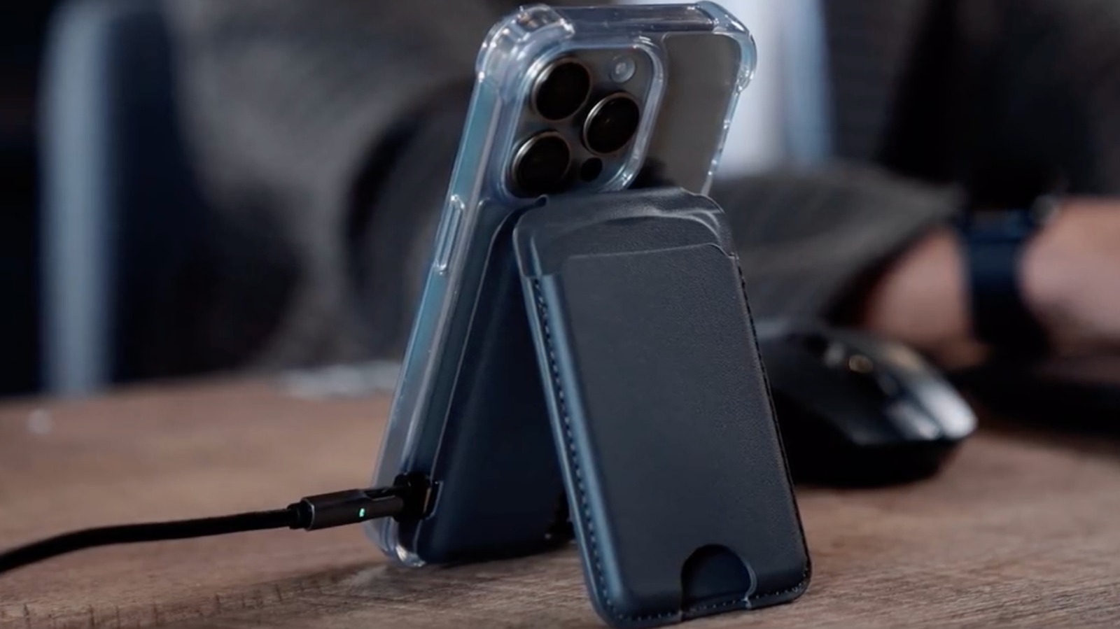 Этот умный аксессуар для iPhone может быть тем, который вы никогда не знали, что вам нужно