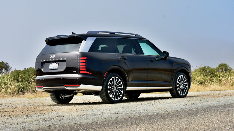 2026 Hyundai Palisade Задняя четверть.