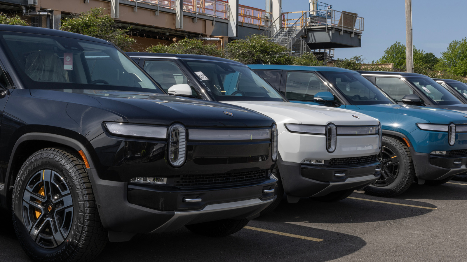 5 брендов пикапов с наиболее выглядящими интерьерами