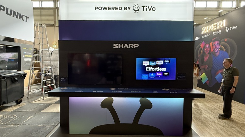 Логотип Tivo с ОС Tivo отображается