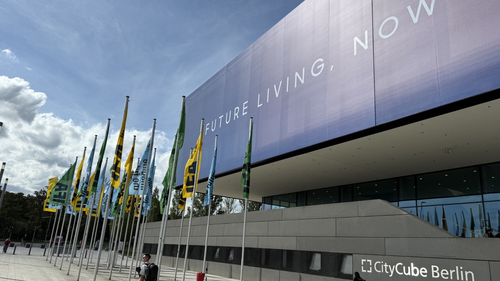 IFA 2025 Day One Round-Up: скидывает вещи с помощью Hi-Tech Bang