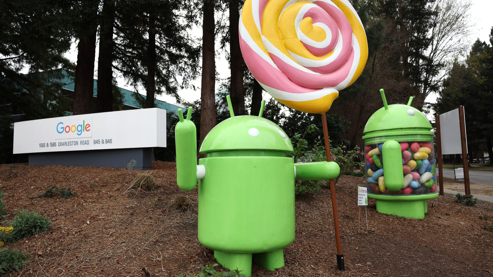 Google ограничивает одну из самых важных функций Android, и пользователи возмущены