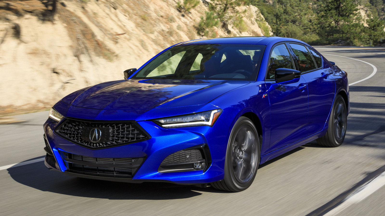 5 уродливых моделей автомобилей, которые получили массивные сияние в последующих поколениях