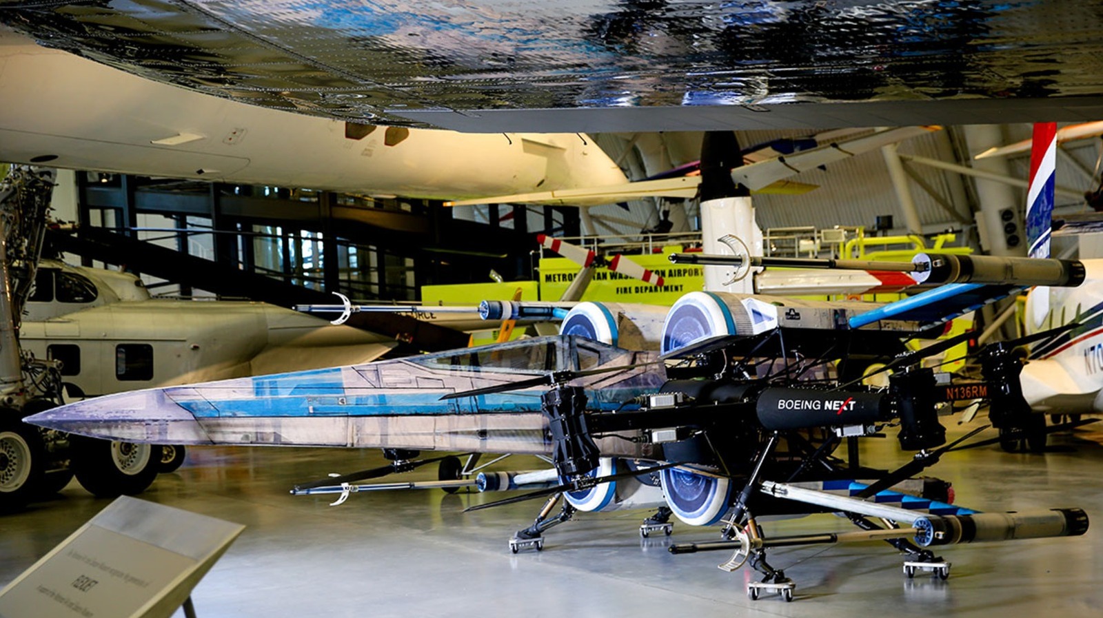 Boeing построил рабочие звездные войны X-Wing-но он пролетел только один раз