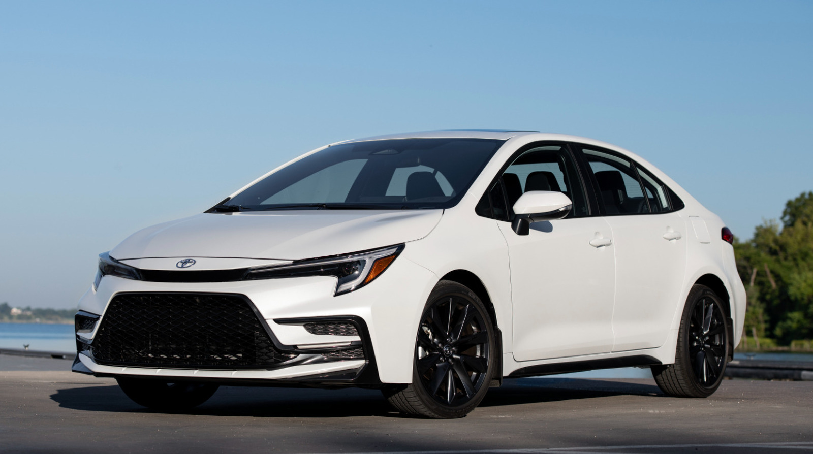 Если у вас есть Toyota, вам нужно знать, что на самом деле означают LTA и LKA