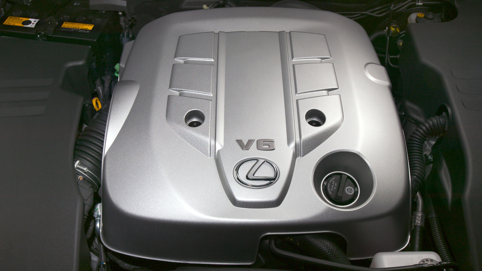 Почему этот двигатель считается худшим Lexus, когда -либо сделанным