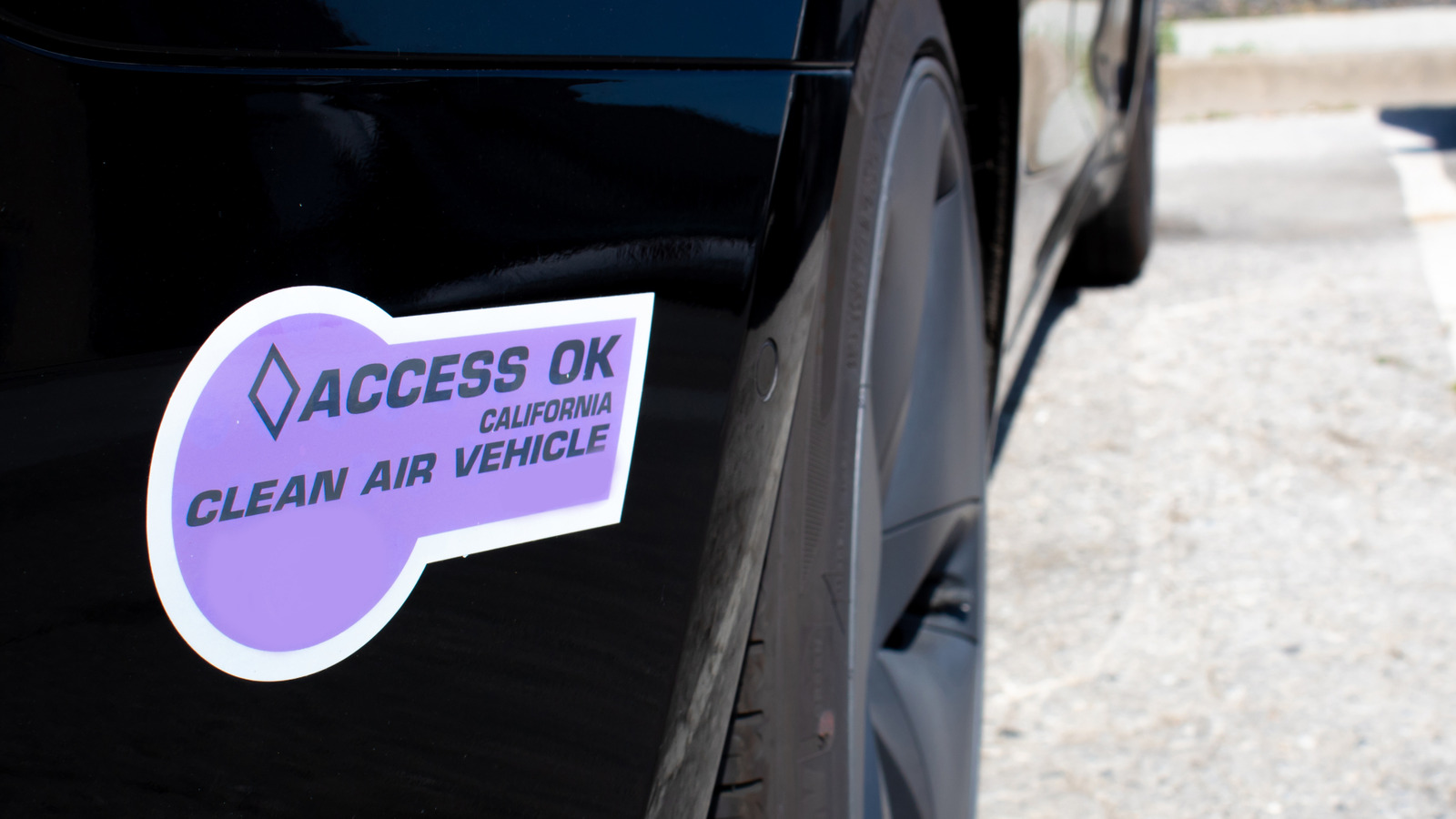 Извините, Solo Ev Drivers, вас выгнали из переулка Carpool Lane