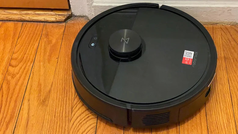 RoboRock Q7 M5+ в действии