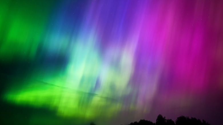 Северное сияние в Европе вызвано сильными магнитными бурями