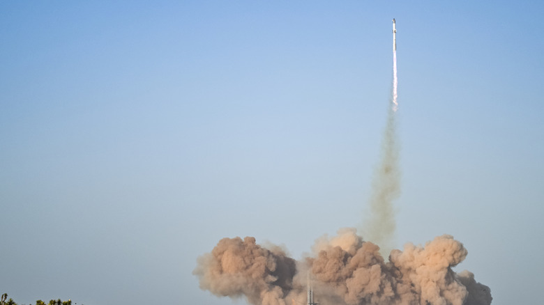 SpaceX Starship вскоре после запуска