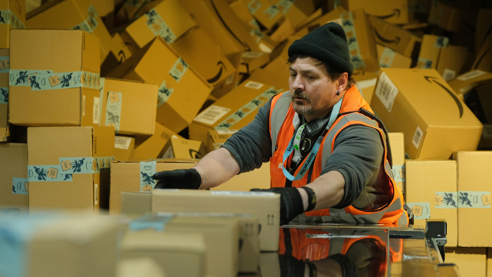 Amazon потратила мегамиллионы во Флориде на расширение своих дистрибьюторских возможностей в Штатах