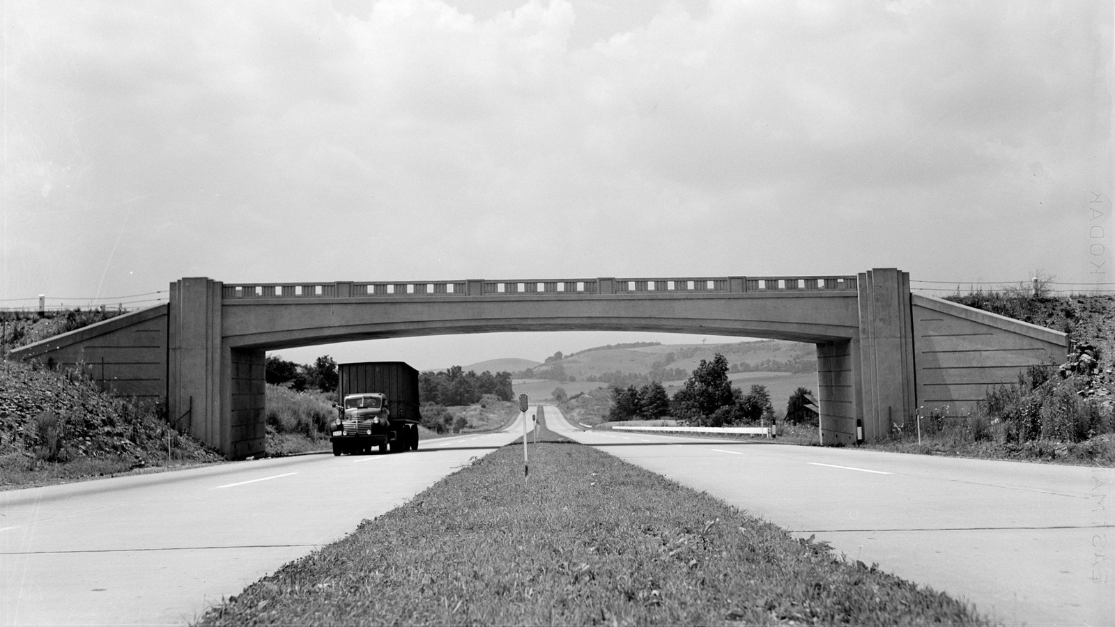 Первая супермагистраль в Америке начиналась как железная дорога 1800-х годов