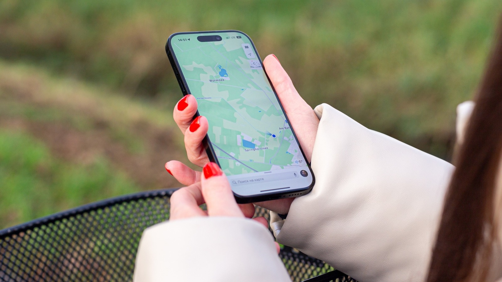 Слухи о рекламе в Apple Maps взбудоражили пользователей: «недальновидный шаг»