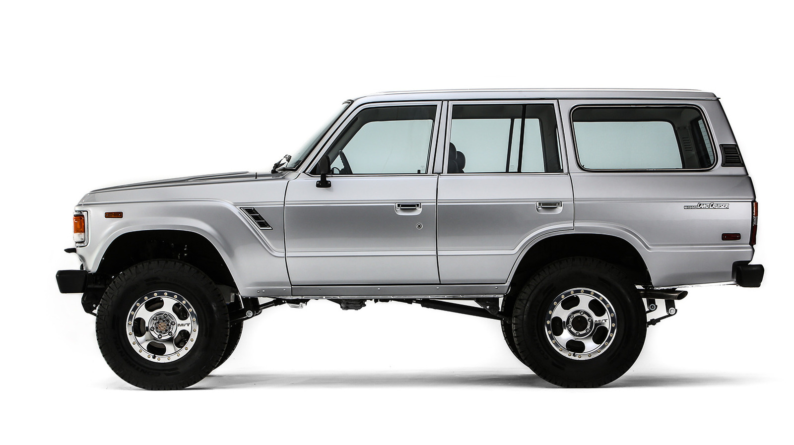 Toyota установила двигатель Tundra V6 в Land Cruiser 80-х, и это просто потрясающе