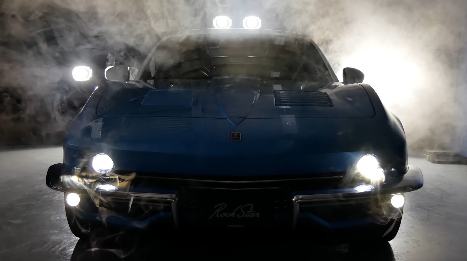 Японский Mini C2 Chevy Corvette, похожий на Miata, но круче