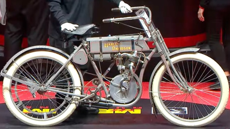 Harley-Davidson Strap Tank 1908 года на аукционе