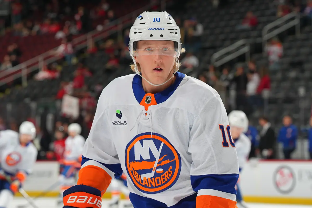 Прогноз «Айлендерс» против «Дакс»: шансы, выбор и лучшая ставка на решающий поединок НХЛ в четверг