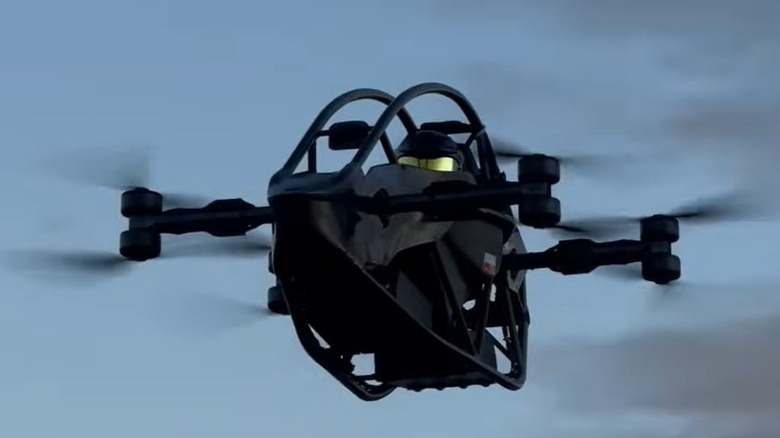 Вид сверху на Jetson ONE в воздухе