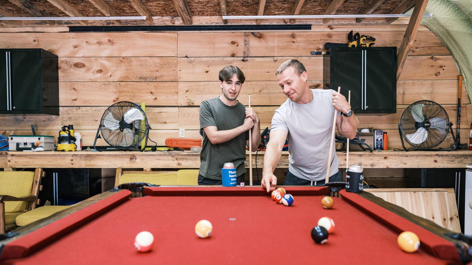 Как превратить свой гараж в настоящую пещеру человека