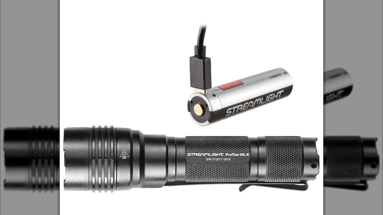 Streamlight ProTac HL-X показан с защищенной литий-ионной аккумуляторной батареей USB SL-B26.